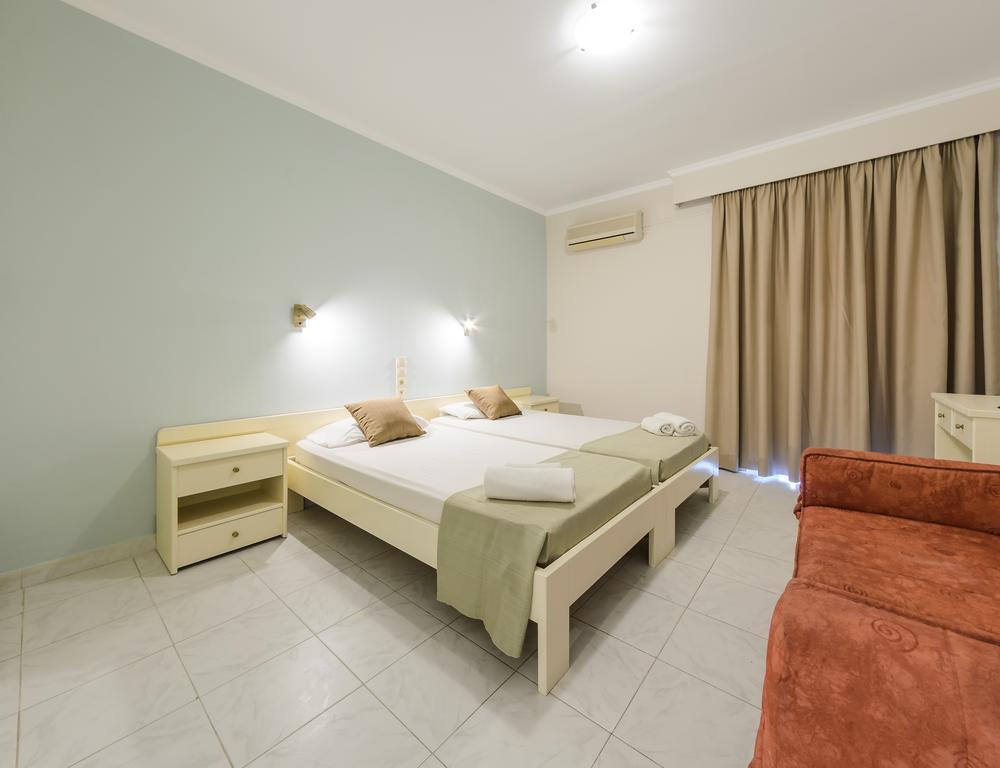 Karras Livin Apartment Laganas Luaran gambar