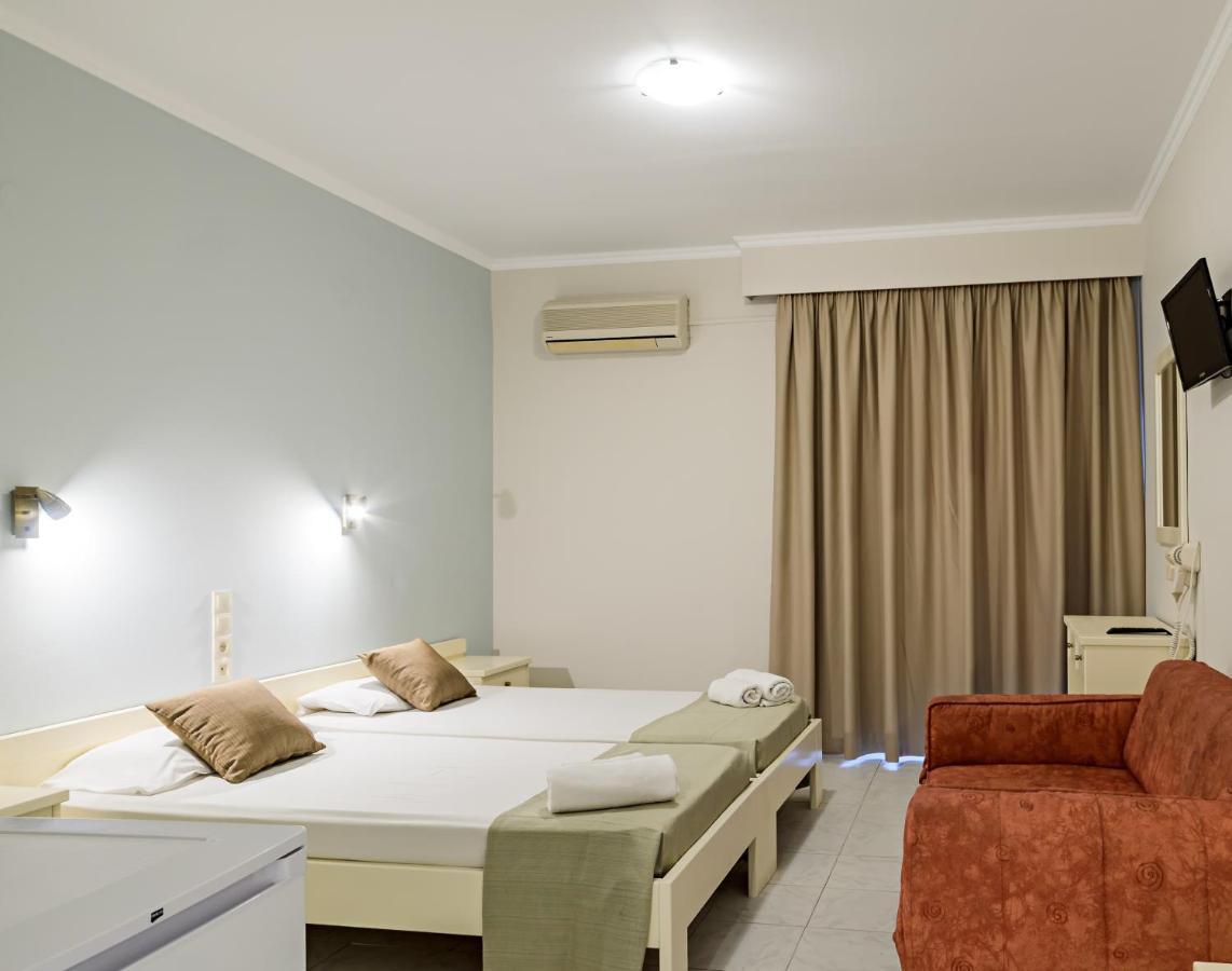 Karras Livin Apartment Laganas Luaran gambar